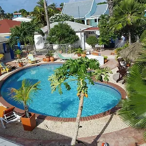 hacienda-wayaca-apartments.comcaribbean.com/